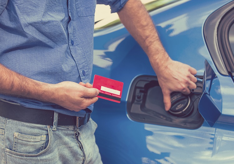Karty paliwowe – 4 korzyści dla firmy